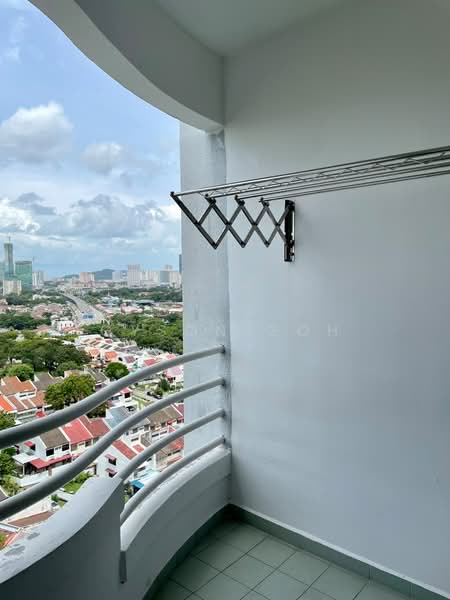 Kondominium untuk Disewa di N-Park Condominium - Gyson Goh - Balcony - PropertyGuru.com.my