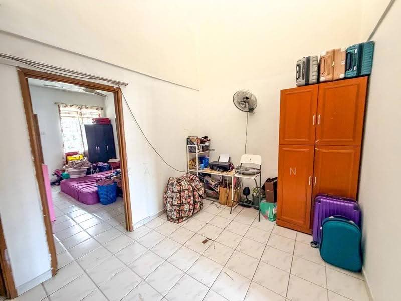 2-storey Terraced House for Sale in Taman Cheras Prima (Kajang) - Mizan Ramlan - Bedroom - PropertyGuru.com.my