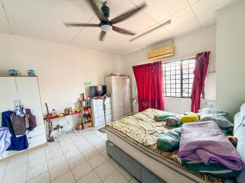 2-storey Terraced House for Sale in Taman Cheras Prima (Kajang) - Mizan Ramlan - Bedroom - PropertyGuru.com.my