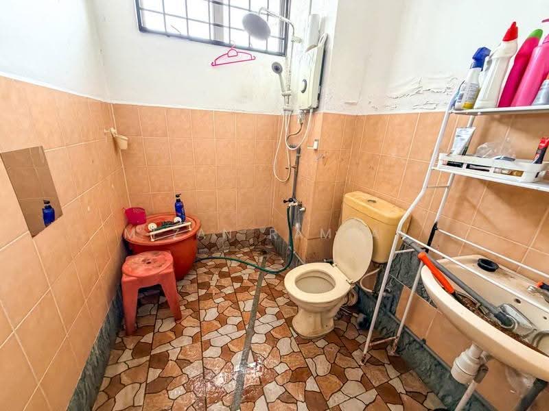 2-storey Terraced House for Sale in Taman Cheras Prima (Kajang) - Mizan Ramlan - Bathroom - PropertyGuru.com.my