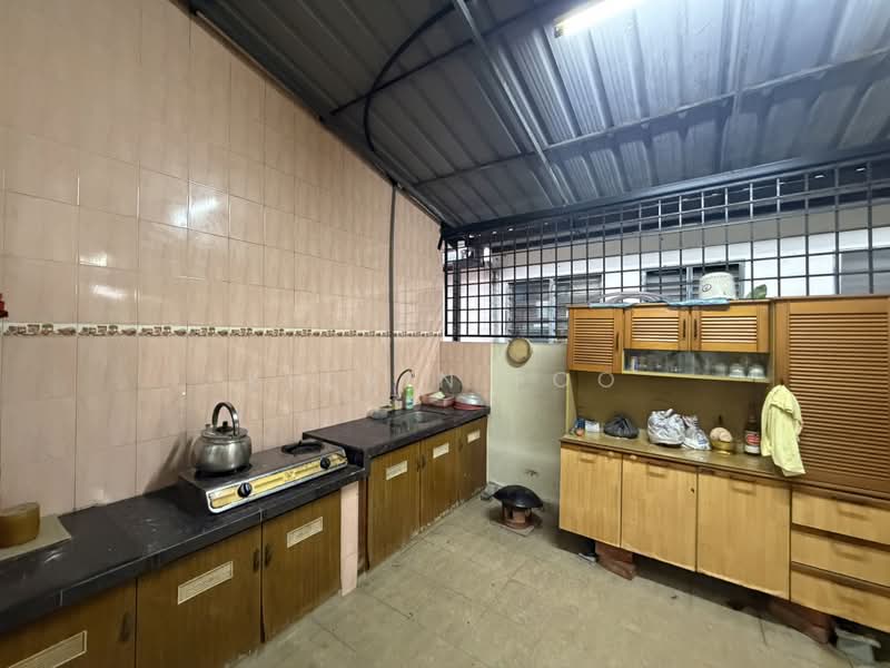 Rumah Berkembar untuk Dijual di Taman Indah Jaya (Teluk Intan) - Kelvin Foo - Kitchen - PropertyGuru.com.my