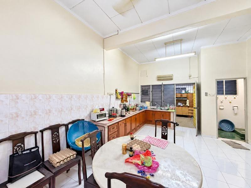 Rumah Berkembar untuk Dijual di Taman Indah Jaya (Teluk Intan) - Kelvin Foo - Kitchen - PropertyGuru.com.my
