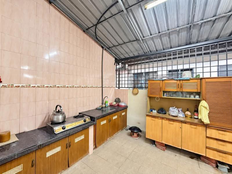 Rumah Berkembar untuk Dijual di Taman Indah Jaya (Teluk Intan) - Kelvin Foo - Kitchen - PropertyGuru.com.my