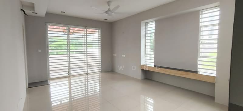 Rumah Berkembar untuk Dijual di Kampung Perlis (Bayan Lepas) - Kay Wong - Living Room - PropertyGuru.com.my