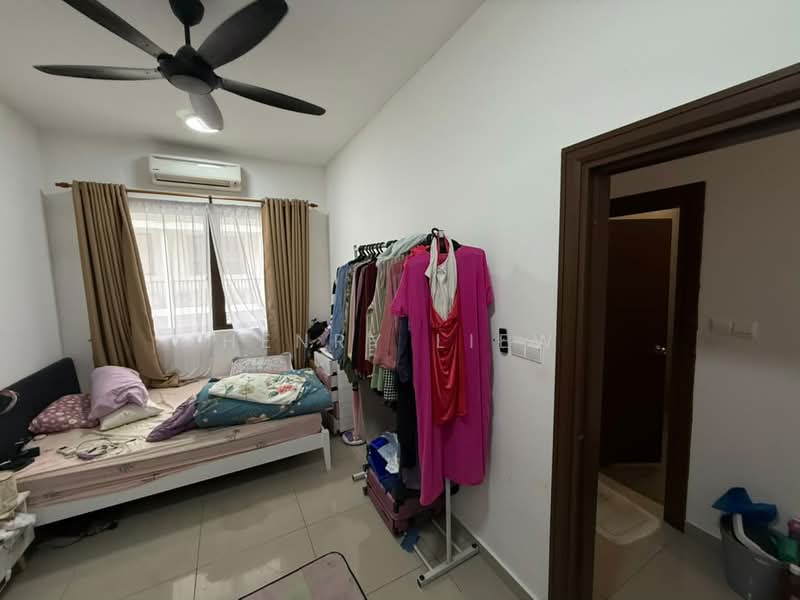 Rumah Teres 2-Tingkat untuk Dijual di Setia Safiro (Cyberjaya) - Henry Liew - Bedroom - PropertyGuru.com.my