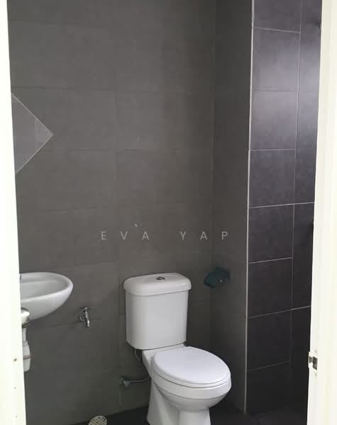 Service Residence for Rent at Maxim Citylights - Eva Yap - Bathroom - PropertyGuru.com.my