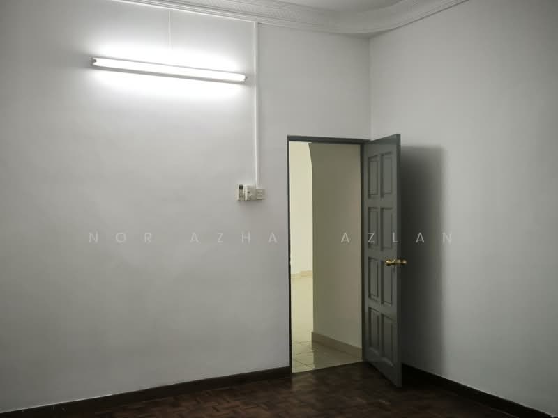 Bungalow House untuk Dijual di SS 3, Taman Universiti (Petaling Jaya) - Nor Azhar Azlan - PropertyGuru.com.my