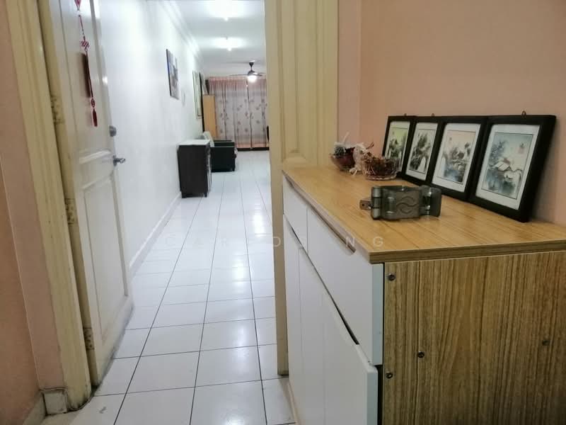 Condominium for Rent at Puncak Nusa Kelana - Carlos Ng - Corridor - PropertyGuru.com.my