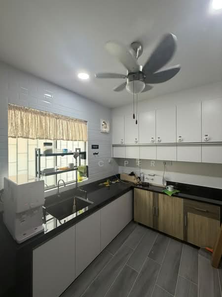 Rumah Teres 2-Tingkat untuk Disewa di Damansara Jaya (Petaling Jaya) - Eric Per - Kitchen - PropertyGuru.com.my