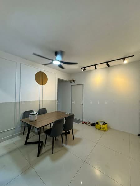Kediaman Servis untuk Disewa di Aradia Residence @ Lake City KL North - Azura Hariri - Dining Room - PropertyGuru.com.my