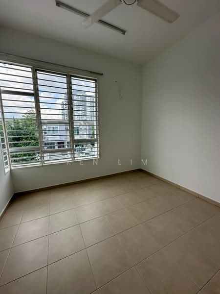 Rumah Teres 2-Tingkat untuk Disewa di Setia Ecohill (Semenyih) - Ken Lim - Medium Room - PropertyGuru.com.my