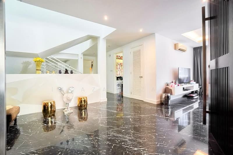 Semi-Detached House for Sale in KL City Centre (Kuala Lumpur) - Izzaza Izzati - Living Room - PropertyGuru.com.my
