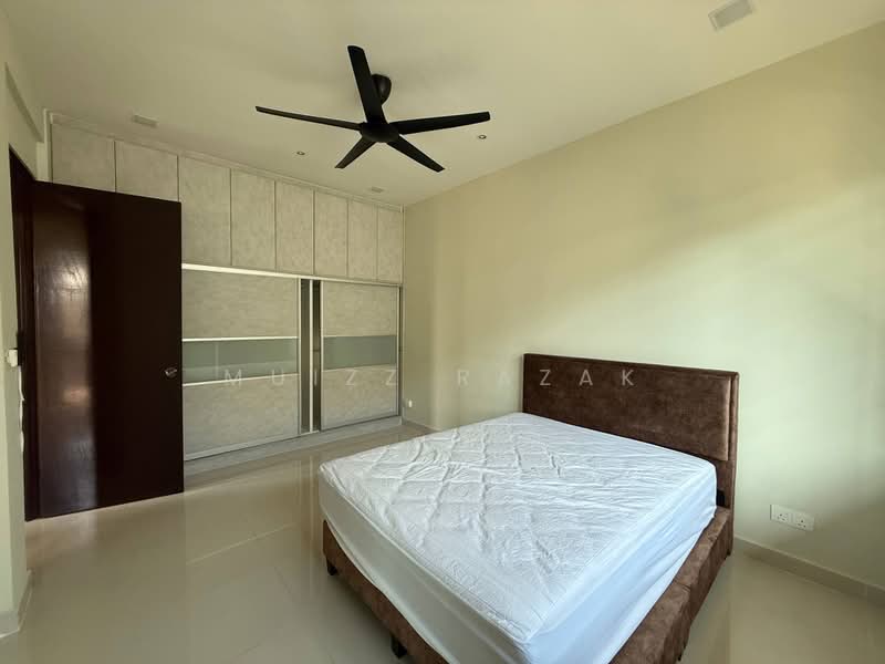 Rumah Teres 2.5-Tingkat untuk Dijual di Seksyen 16 (Shah Alam) - Muizz Razak - PropertyGuru.com.my
