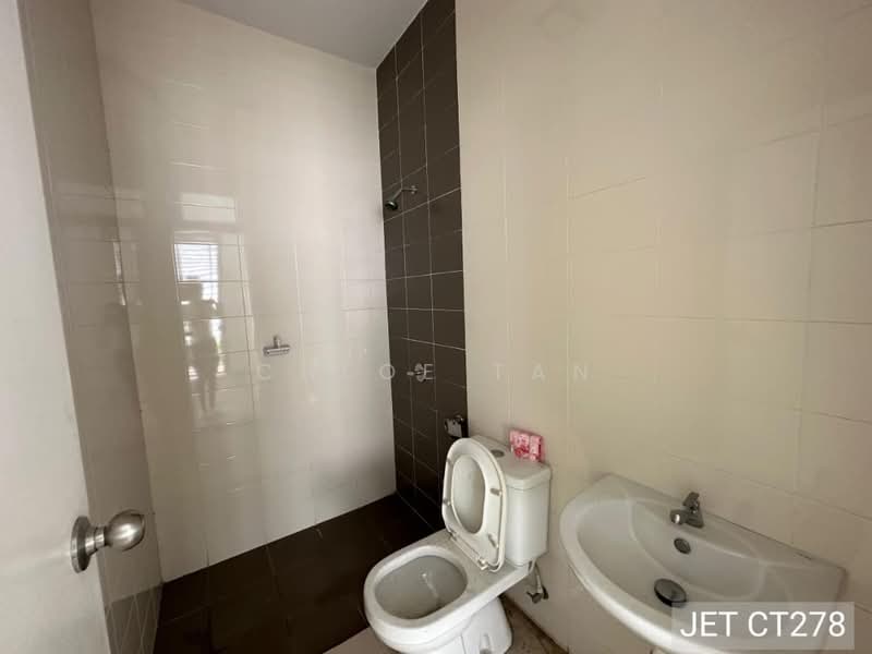 Semi-Detached House for Sale in Bandar Parklands (Klang) - Chloe Tan - PropertyGuru.com.my