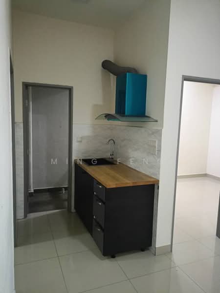 Service Residence for Sale at Ayuman Suites - Ming Feng - Kitchen - PropertyGuru.com.my