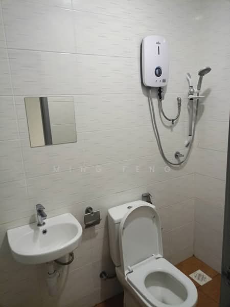 Service Residence for Sale at Ayuman Suites - Ming Feng - Bathroom - PropertyGuru.com.my