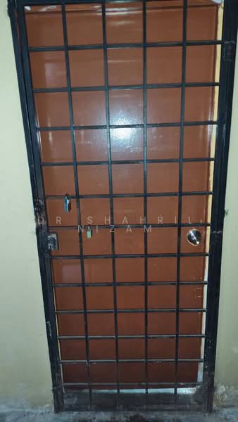 Pangsapuri untuk Dijual di Apartment Idaman - Dr Shahril Nizam - Entrance - PropertyGuru.com.my