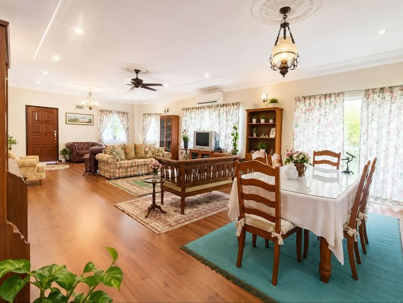 Bungalow House untuk Dijual di Serendah (Selangor) - Muin Mn - Living Room - PropertyGuru.com.my
