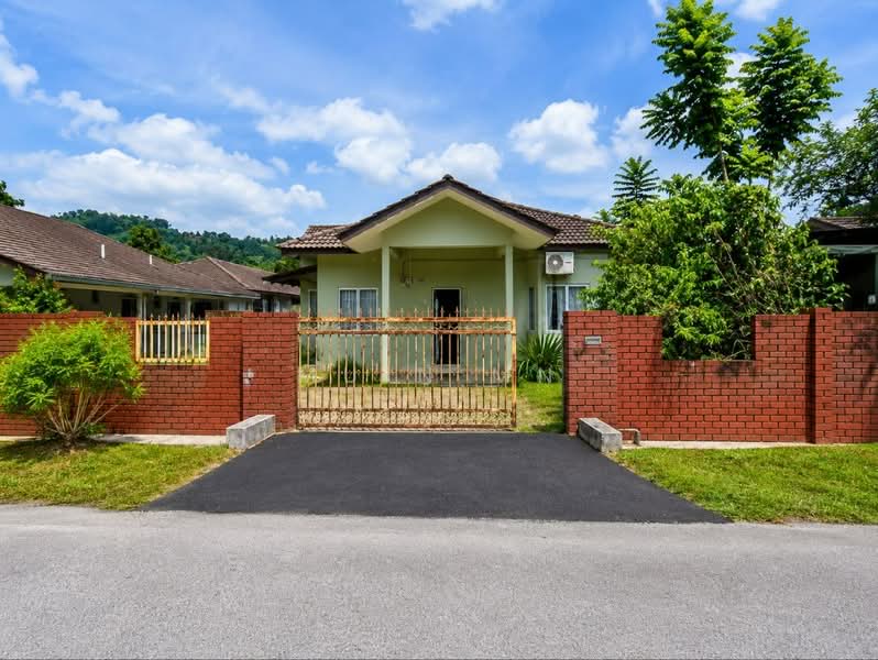 Bungalow House untuk Dijual di Serendah (Selangor) - Muin Mn - Exterior - PropertyGuru.com.my