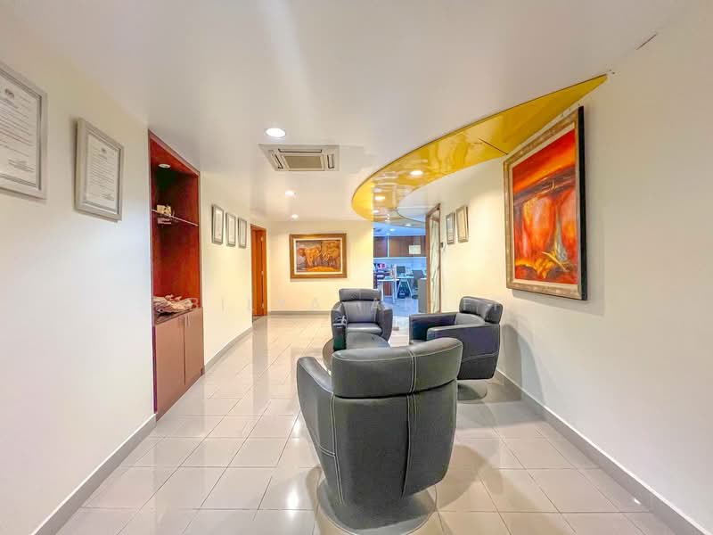 Shop / Office for Sale in Shah Alam (Selangor) - BILYA ARIFF - Lobby - PropertyGuru.com.my