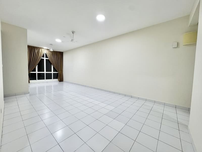 Pangsapuri untuk Disewa di Residensi Bandar Bukit Mahkota (PR1MA @ Bandar Bukit Mahkota) - Eldon Chong - Living Room - PropertyGuru.com.my