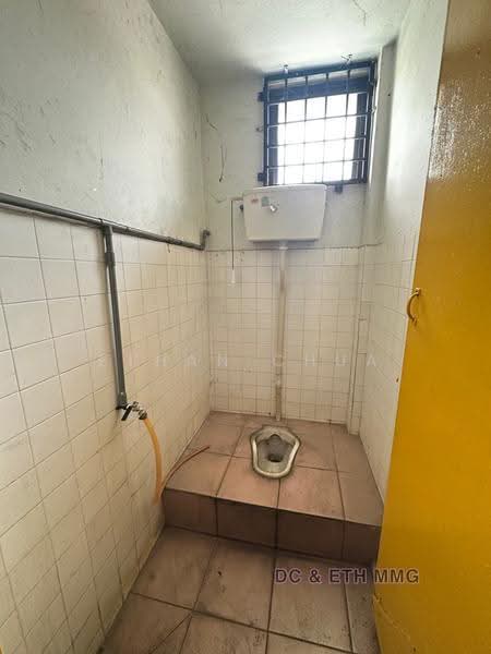 Factory for Rent in Shah Alam (Selangor) - Ethan Chua - Bathroom - PropertyGuru.com.my