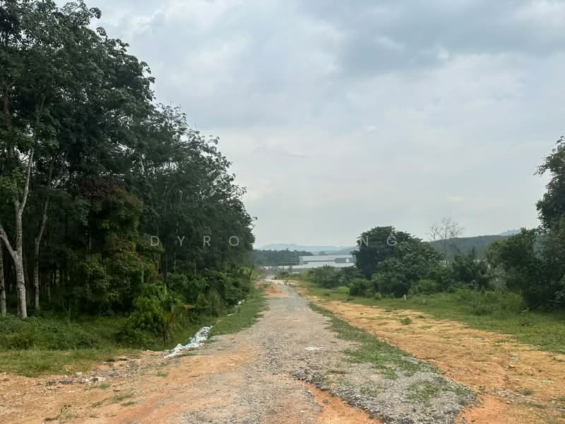 Agricultural Land for Sale in Semenyih (Selangor) - Dyron Yong - Exterior - PropertyGuru.com.my