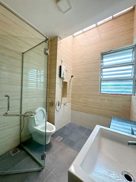 Rumah Berkembar untuk Dijual di Bandar Seri Alam (Masai) - Stella Chia - Bathroom - PropertyGuru.com.my