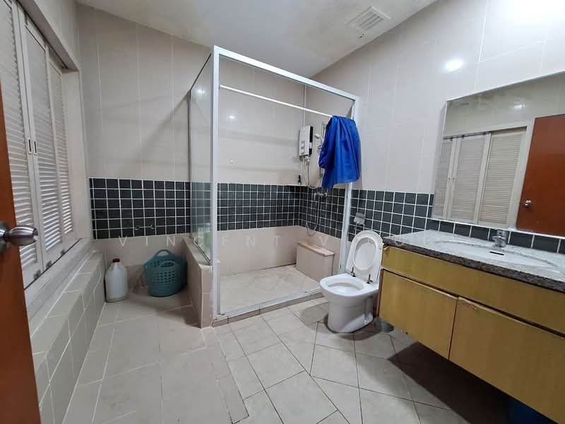 Service Residence for Sale at The Heritage Residence - Vincent Vince - Bathroom - PropertyGuru.com.my