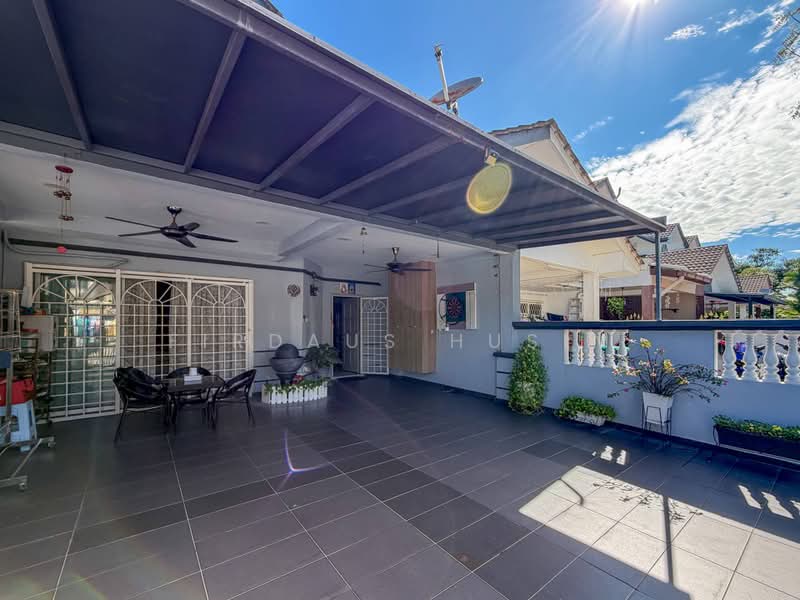 2-storey Terraced House for Sale in Bandar Kinrara Seksyen 1 (Bandar Kinrara) - Firdaus Husin - Exterior - PropertyGuru.com.my