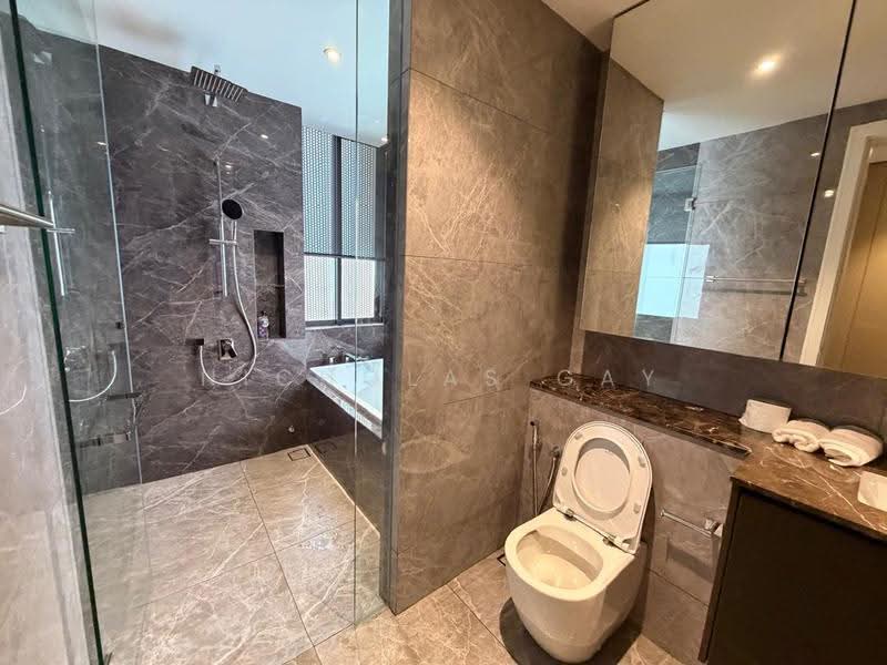 Kondominium untuk Dijual di Park Regent @Desa Park City - Nicholas Gay - Bathroom - PropertyGuru.com.my