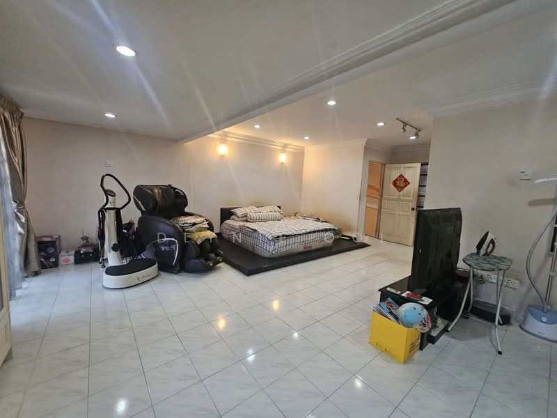 Rumah Teres 2.5-Tingkat untuk Dijual di Taman Bukit Desa (Taman Desa) - Dlynie Ooi - Bedroom - PropertyGuru.com.my