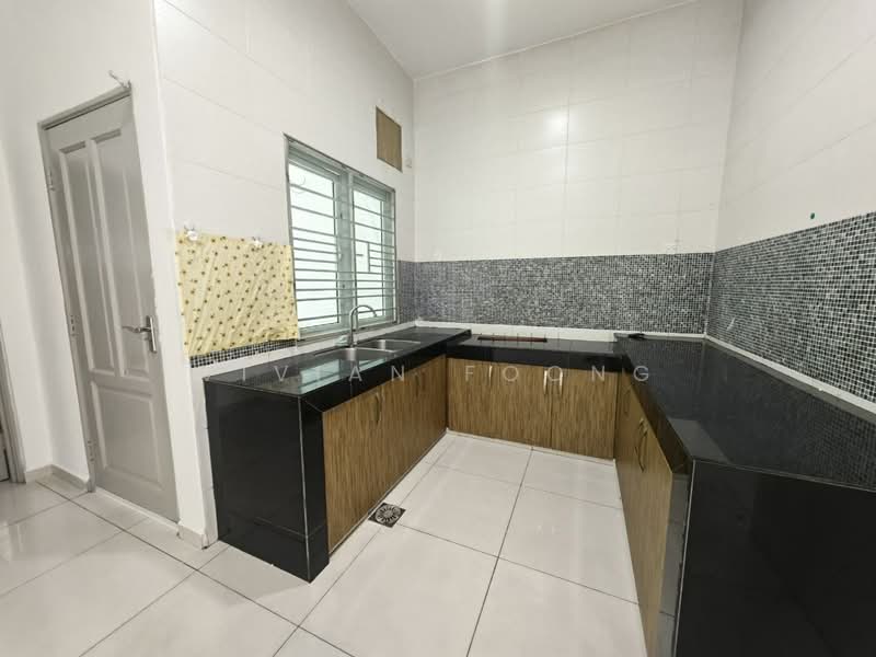 Rumah Teres untuk Disewa di Ipoh (Perak) - Vivian Foong - Kitchen - PropertyGuru.com.my