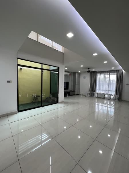 3-storey Terraced House for Sale in Kinrara Residence (Puchong) - Vincent Theo - PropertyGuru.com.my