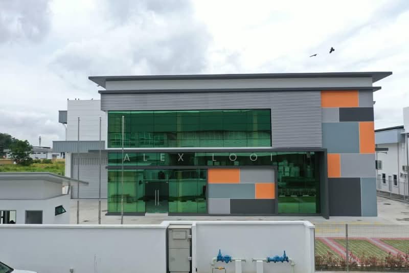 Detached Factory for Rent in Taman Desa Cemerlang (Ulu Tiram) - Alex Looi - Exterior - PropertyGuru.com.my