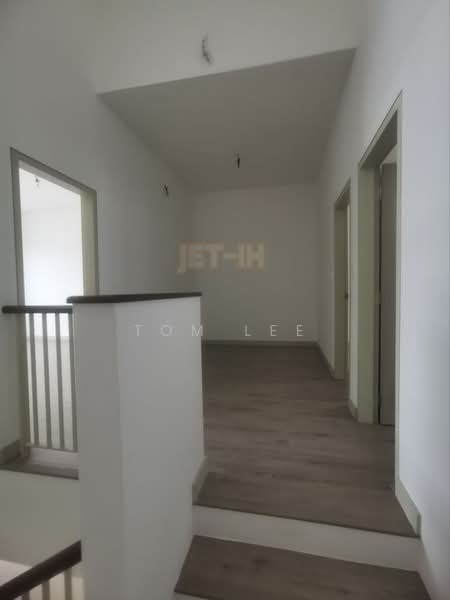 Rumah Teres 2-Tingkat untuk Dijual di Bukit Raja (Selangor) - Tom Lee - PropertyGuru.com.my