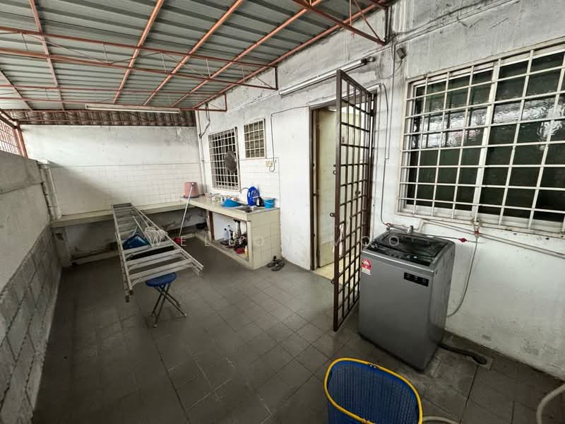 2-storey Terraced House for Sale in Taman Serdang Jaya (Seri Kembangan) - Welson Moo - Exterior - PropertyGuru.com.my