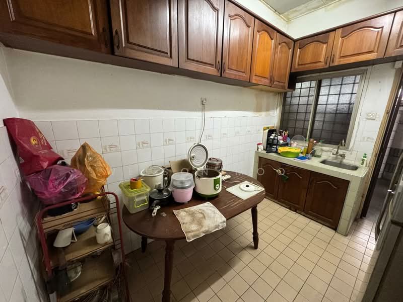 2-storey Terraced House for Sale in Taman Serdang Jaya (Seri Kembangan) - Welson Moo - Kitchen - PropertyGuru.com.my