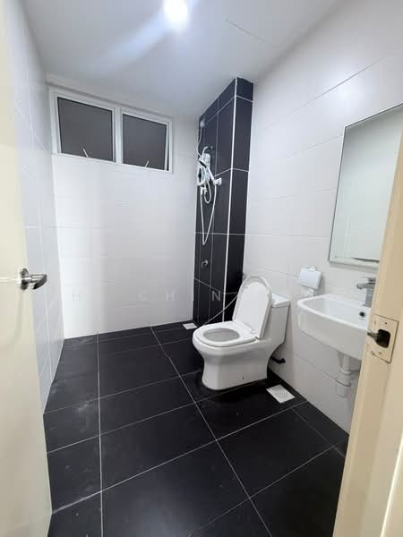 Kediaman Servis untuk Dijual di Twin Danga Residence - Shi Chin Pang - PropertyGuru.com.my