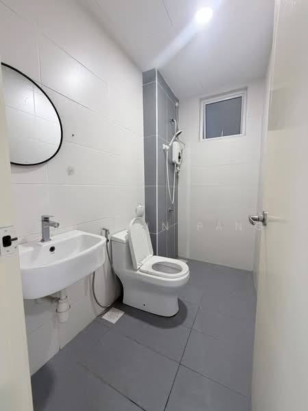 Kediaman Servis untuk Dijual di Twin Danga Residence - Shi Chin Pang - PropertyGuru.com.my