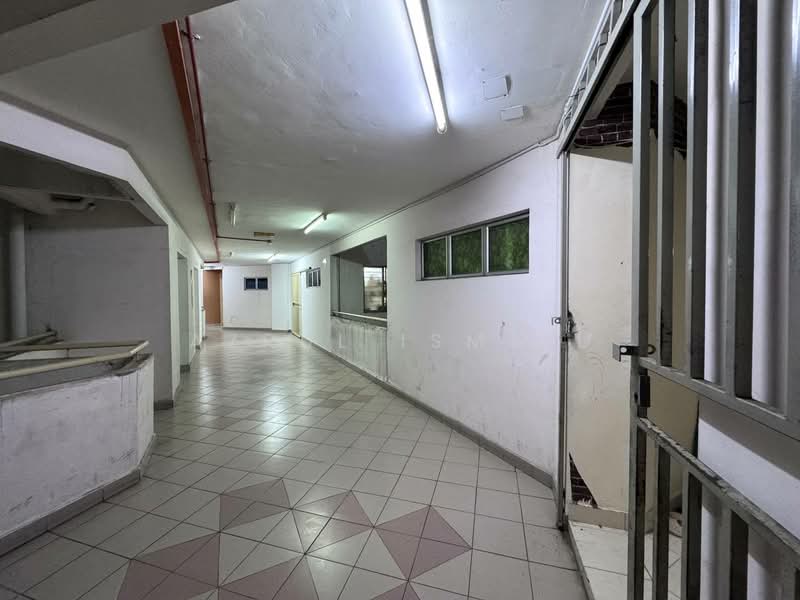 Condominium for Sale at Magna Ville - Azrul Ismail - Corridor - PropertyGuru.com.my