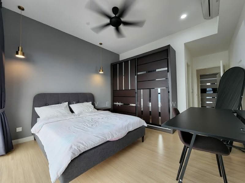 Kediaman Servis untuk Dijual di Continew - Steven Leaw - Master Bedroom - PropertyGuru.com.my