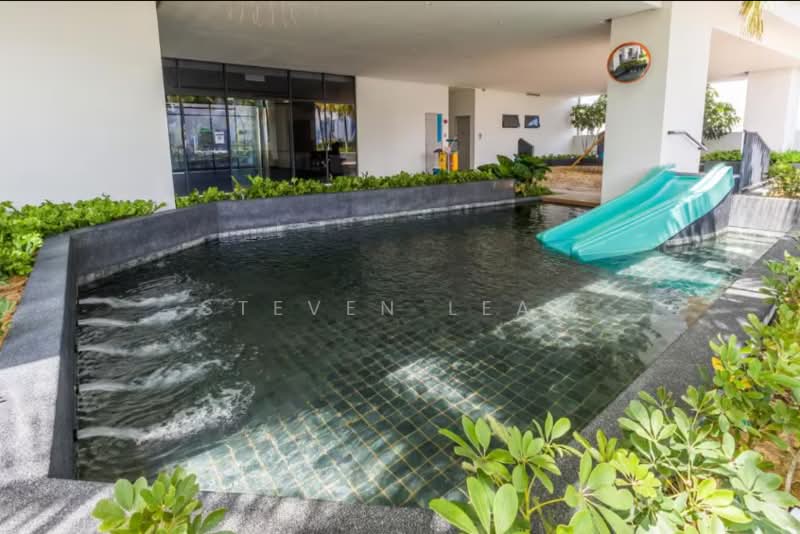 Kediaman Servis untuk Dijual di Continew - Steven Leaw - Pool - PropertyGuru.com.my