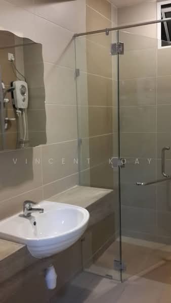 Service Residence for Sale at Summerton - Vincent Koay - Bathroom - PropertyGuru.com.my