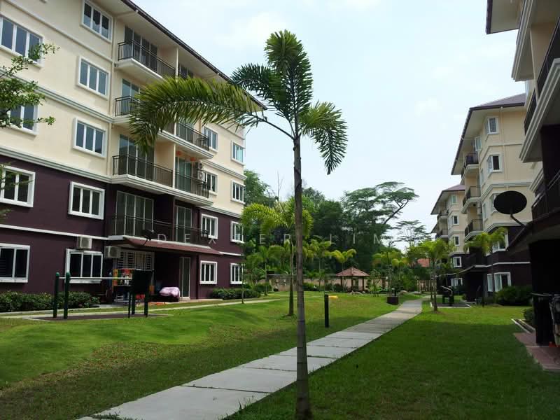 Pangsapuri untuk Dijual di Larkin Residence (Phase Three) - Dexter Lim - Exterior - PropertyGuru.com.my