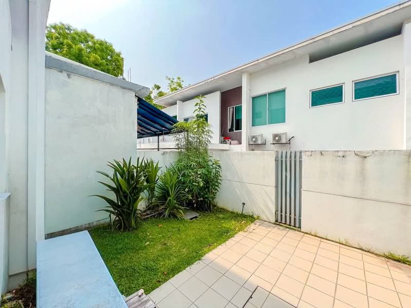 Semi-Detached House for Sale in Cyberjaya (Selangor) - Shaziery Iskandar - Exterior - PropertyGuru.com.my