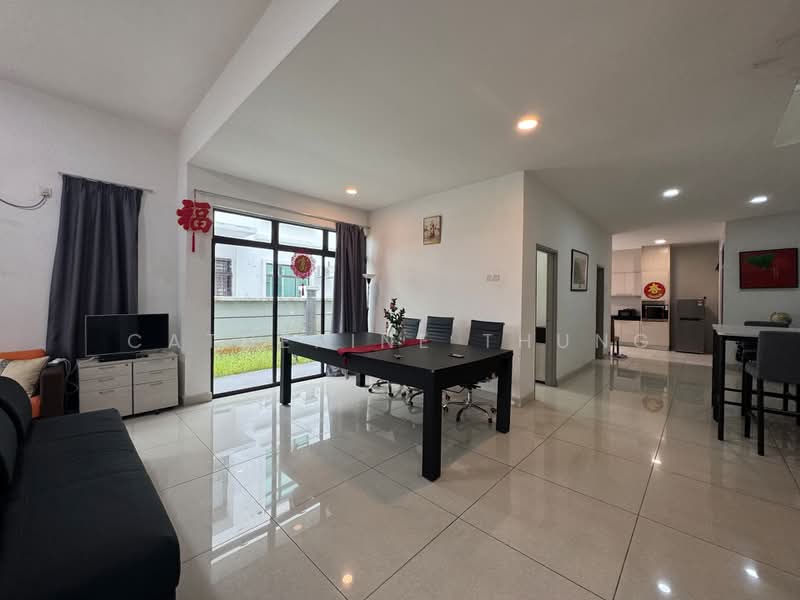 Rumah Kluster untuk Dijual di Taman Nusa Bestari (Iskandar Puteri (Nusajaya)) - Catherine Thung - Living Room - PropertyGuru.com.my