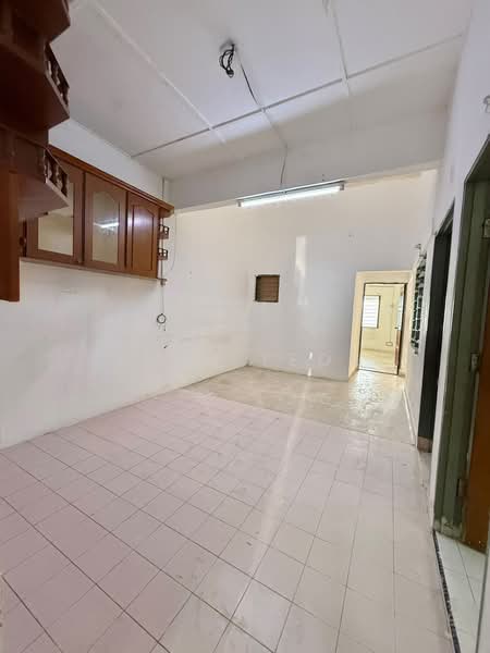 1-storey Terraced House for Sale in Bandar Baru Permas Jaya (Permas Jaya) - Sean Yeoh - Interior - PropertyGuru.com.my