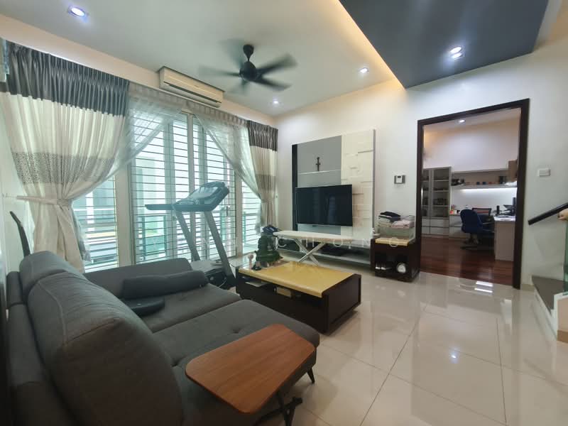 Rumah Berkembar untuk Dijual di Bandar Mahkota Cheras (Cheras) - Yenn Chong - Living Room - PropertyGuru.com.my