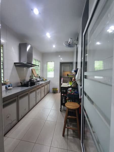 Rumah Berkembar untuk Dijual di Bandar Mahkota Cheras (Cheras) - Yenn Chong - Kitchen - PropertyGuru.com.my